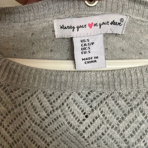 “Heart on your sleeve” Tunic Knit Sweater - Size S - Picture 4 of 12